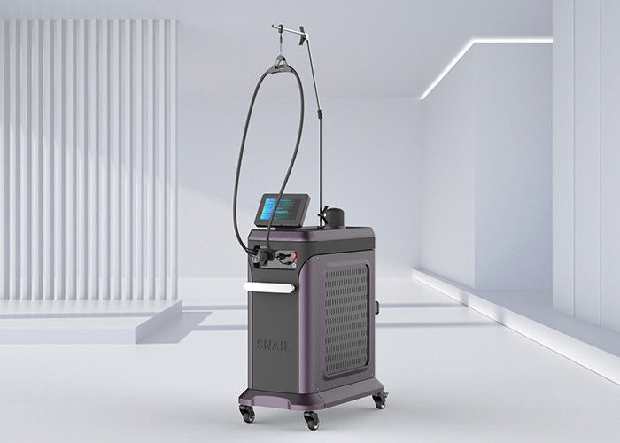 Laser-Haar-Abbau-Maschine 3680W Nd Yag Alexandrite-755 Nanometer für Salon-Klinik